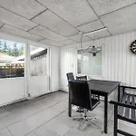 Pet Friendly In With Kitchen בית נופש